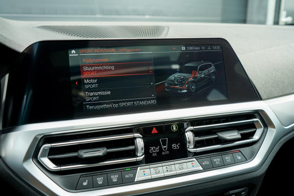 BMW 3 Serie Touring 320d High Executive