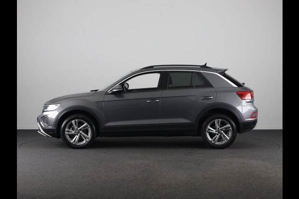 Volkswagen T-Roc 1.0 TSI Life 110 pk | Navigatie | Camera | Digitaal dashboard | Parkeercamera |