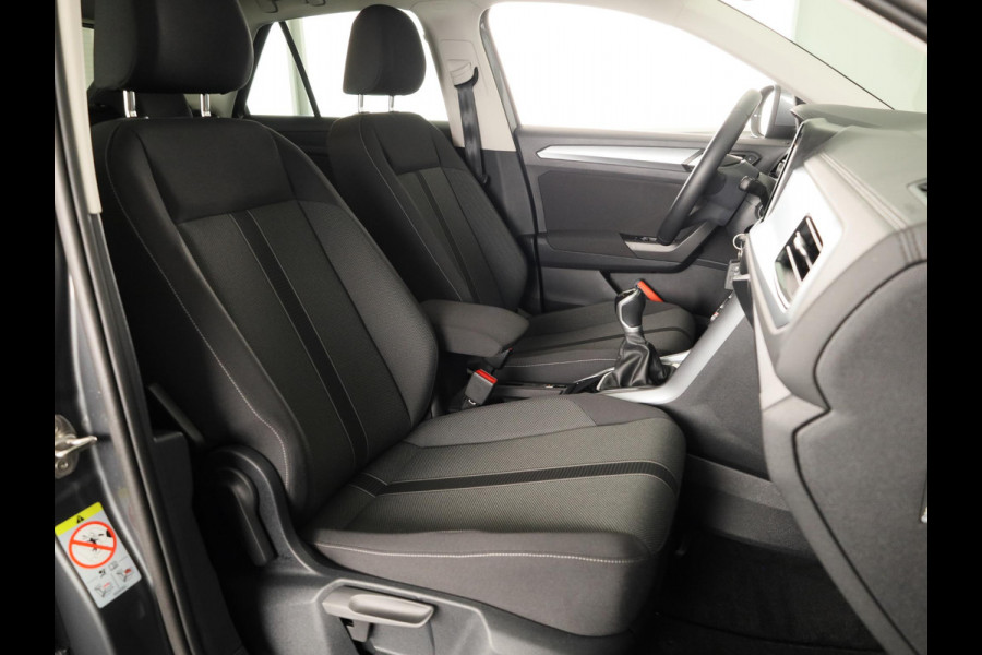 Volkswagen T-Roc 1.0 TSI Life 110 pk | Navigatie | Camera | Digitaal dashboard | Parkeercamera |