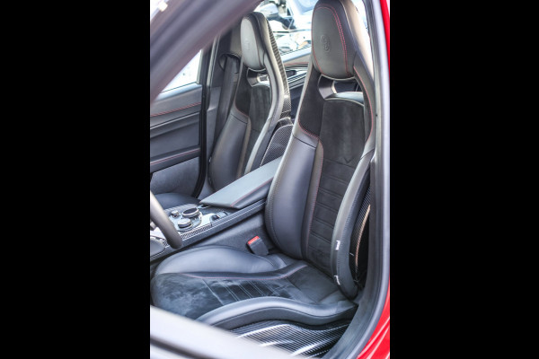 Alfa Romeo Giulia 2.9 V6 Quadrifoglio *Kuipstoelen*H/K*ACC*1e eigenaar*