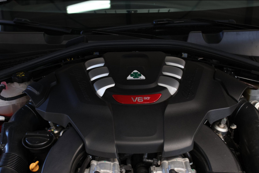 Alfa Romeo Giulia 2.9 V6 Quadrifoglio *Kuipstoelen*H/K*ACC*1e eigenaar*