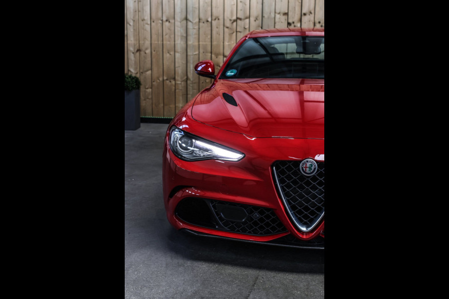 Alfa Romeo Giulia 2.9 V6 Quadrifoglio *Kuipstoelen*H/K*ACC*1e eigenaar*