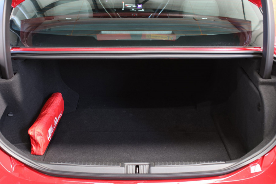 Alfa Romeo Giulia 2.9 V6 Quadrifoglio *Kuipstoelen*H/K*ACC*1e eigenaar*