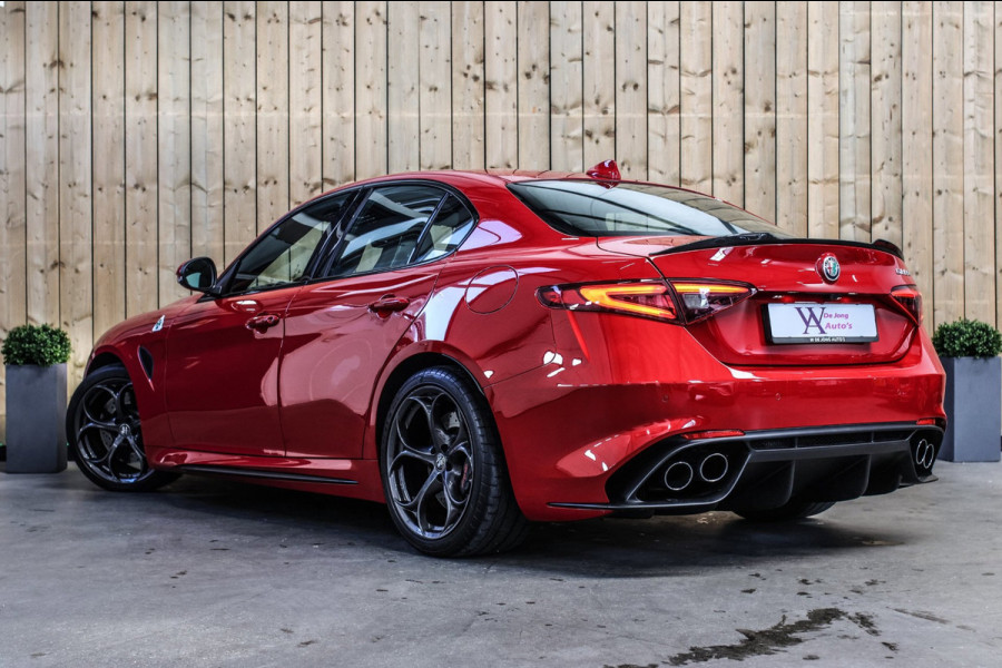 Alfa Romeo Giulia 2.9 V6 Quadrifoglio *Kuipstoelen*H/K*ACC*1e eigenaar*