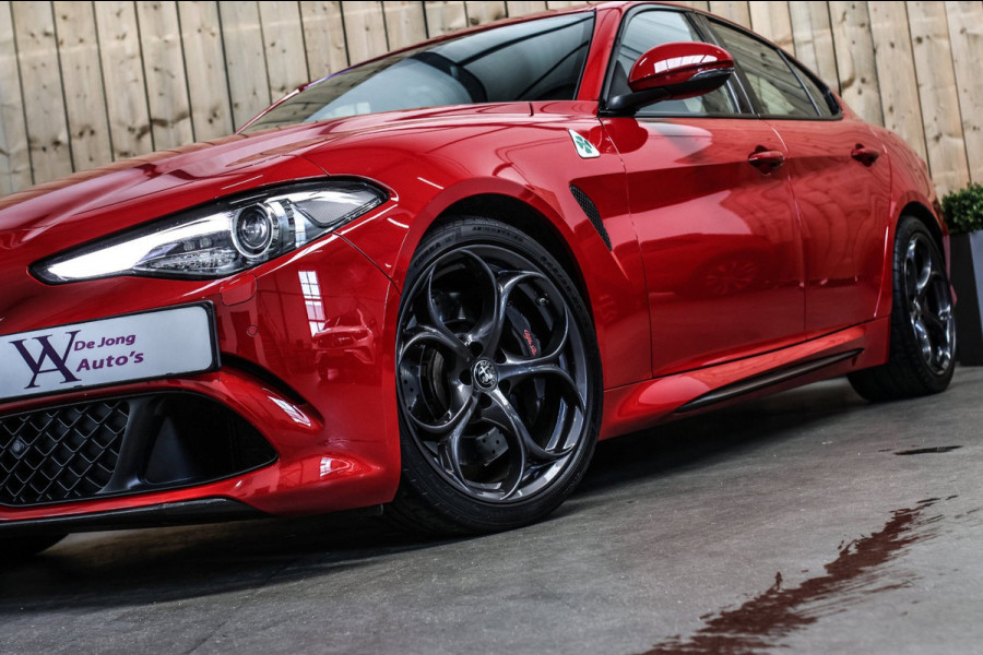 Alfa Romeo Giulia 2.9 V6 Quadrifoglio *Kuipstoelen*H/K*ACC*1e eigenaar*