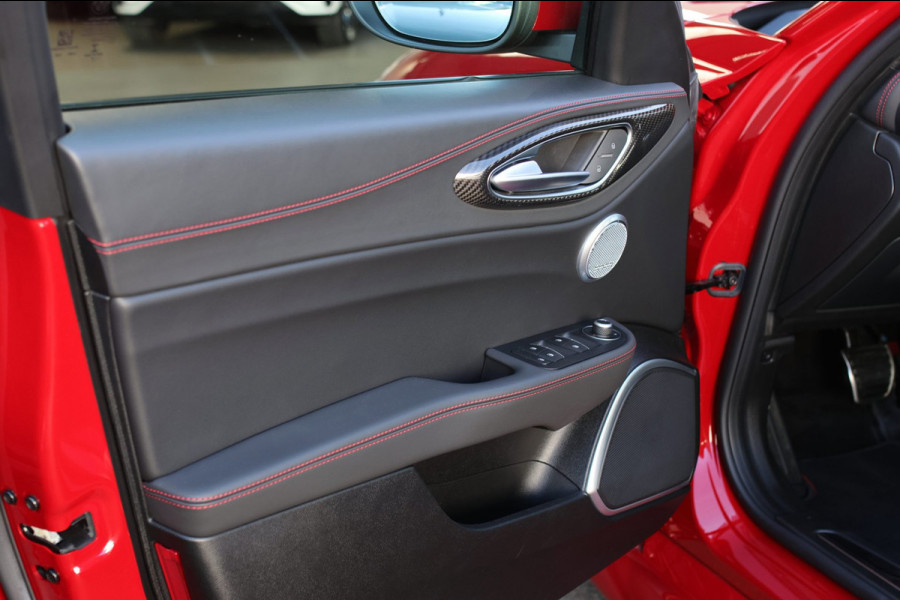 Alfa Romeo Giulia 2.9 V6 Quadrifoglio *Kuipstoelen*H/K*ACC*1e eigenaar*