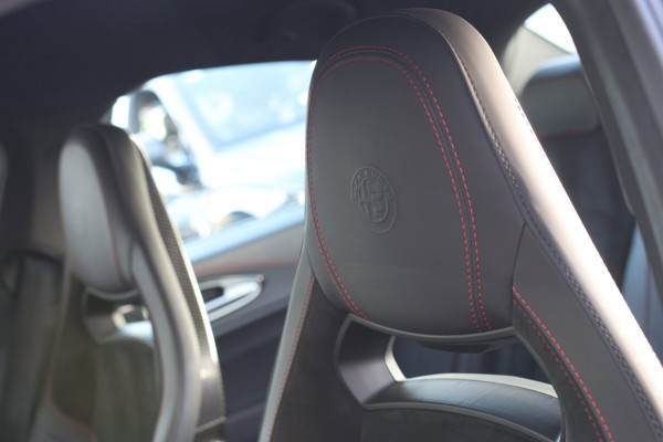 Alfa Romeo Giulia 2.9 V6 Quadrifoglio *Kuipstoelen*H/K*ACC*1e eigenaar*