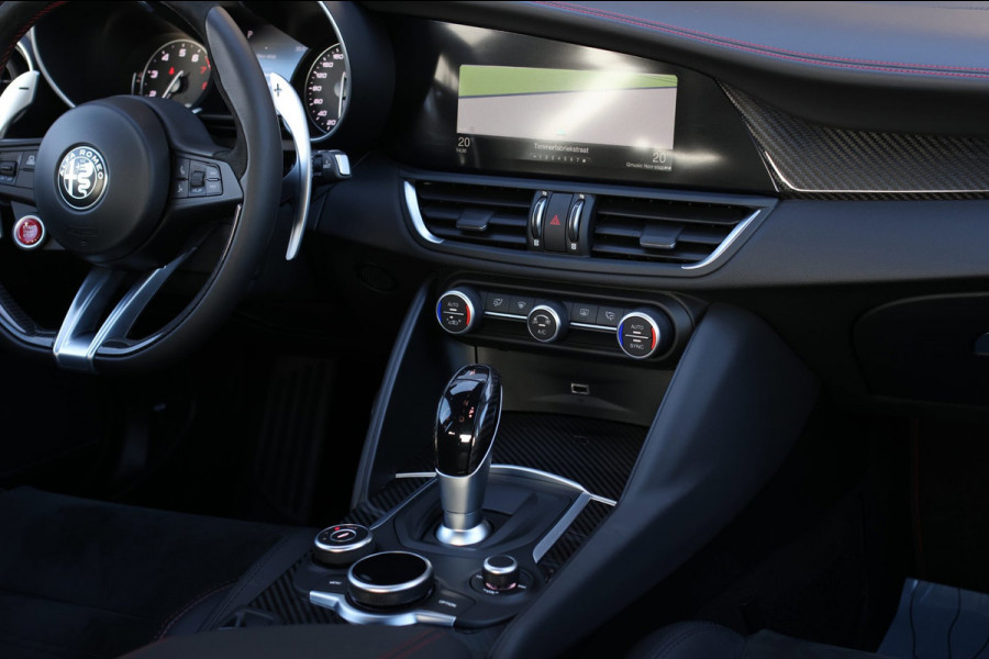 Alfa Romeo Giulia 2.9 V6 Quadrifoglio *Kuipstoelen*H/K*ACC*1e eigenaar*