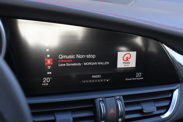 Alfa Romeo Giulia 2.9 V6 Quadrifoglio *Kuipstoelen*H/K*ACC*1e eigenaar*
