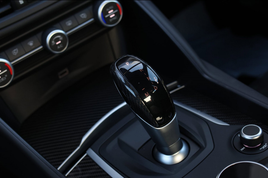 Alfa Romeo Giulia 2.9 V6 Quadrifoglio *Kuipstoelen*H/K*ACC*1e eigenaar*
