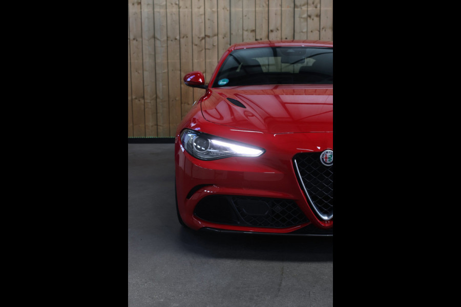 Alfa Romeo Giulia 2.9 V6 Quadrifoglio *Kuipstoelen*H/K*ACC*1e eigenaar*