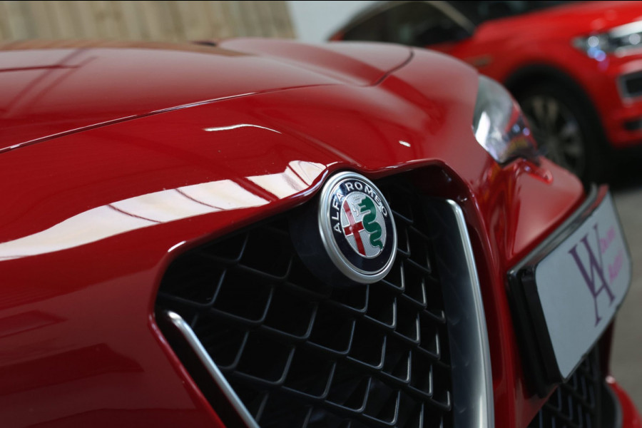 Alfa Romeo Giulia 2.9 V6 Quadrifoglio *Kuipstoelen*H/K*ACC*1e eigenaar*