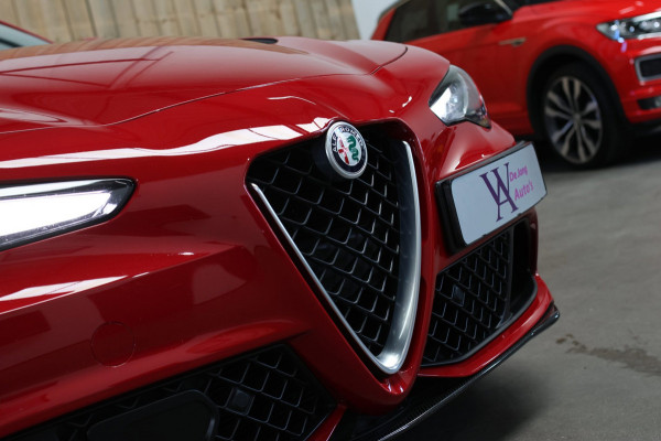 Alfa Romeo Giulia 2.9 V6 Quadrifoglio *Kuipstoelen*H/K*ACC*1e eigenaar*