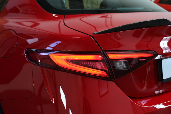 Alfa Romeo Giulia 2.9 V6 Quadrifoglio *Kuipstoelen*H/K*ACC*1e eigenaar*