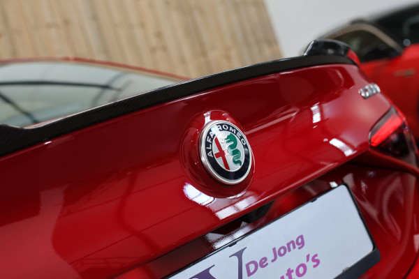 Alfa Romeo Giulia 2.9 V6 Quadrifoglio *Kuipstoelen*H/K*ACC*1e eigenaar*