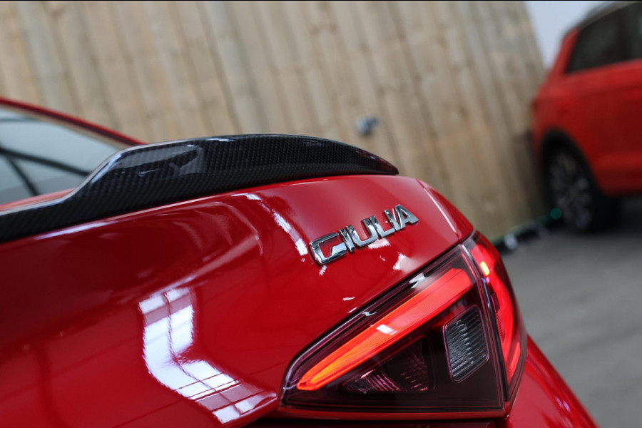 Alfa Romeo Giulia 2.9 V6 Quadrifoglio *Kuipstoelen*H/K*ACC*1e eigenaar*