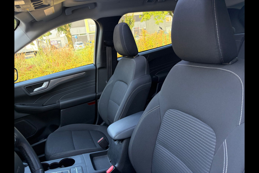 Ford Kuga 2.5 PHEV Titanium / trekhaak / panoramadak