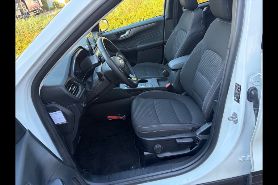 Ford Kuga 2.5 PHEV Titanium / trekhaak / panoramadak