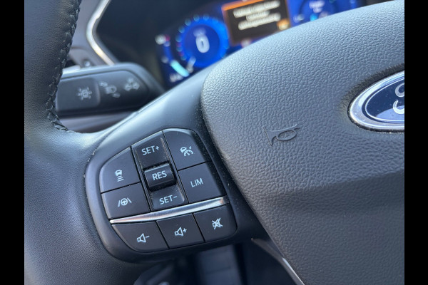 Ford Kuga 2.5 PHEV Titanium / trekhaak / panoramadak