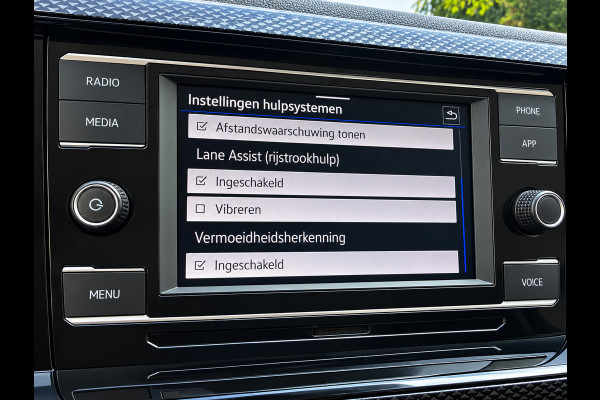 Volkswagen Polo 1.0 TSI R-Line Business_Navi_Carplay_Led_Virtual cocpit