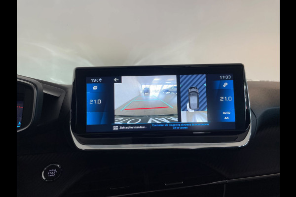 Peugeot 208 1.2 PureTech Allure 100PK AIRCO NAVI CRUISE APPLE CARPLAY VELGEN CAMERA PRIVACY GLAS NIEUWSTAAT