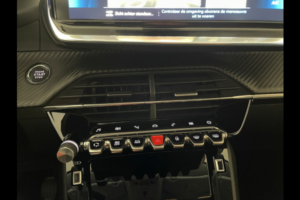 Peugeot 208 1.2 PureTech Allure 100PK AIRCO NAVI CRUISE APPLE CARPLAY VELGEN CAMERA PRIVACY GLAS NIEUWSTAAT
