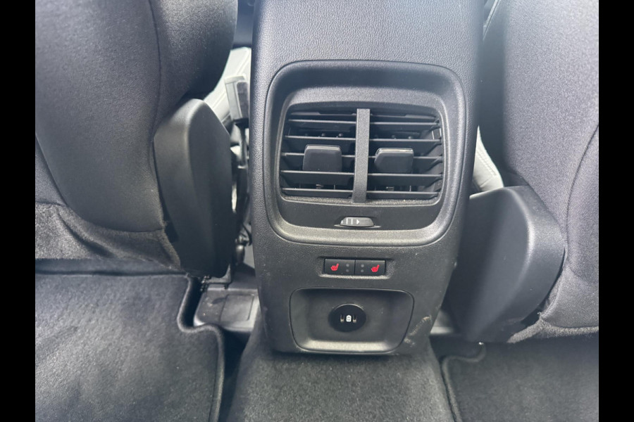 Ford Kuga 2.5 PHEV Titanium 225pk | Winterpack | Trekhaak | Verlengde fabrieksgarantie tot 14-09-2031 (max 160.000km) | Michelin Cross Climate | 1.500kg Trekgewicht