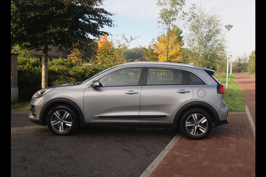 Kia Niro 1.6 GDi Hybrid DynamicLine | Camera | Trekhaak | Apple Carplay | Navi | ACC | NL-Auto |