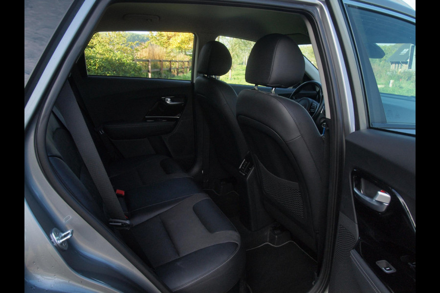 Kia Niro 1.6 GDi Hybrid DynamicLine | Camera | Trekhaak | Apple Carplay | Navi | ACC | NL-Auto |