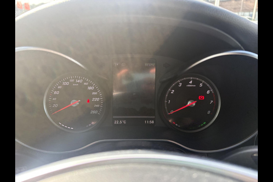 Mercedes-Benz GLC 350e 4MATIC Premium Plus | AMG Pakket | Trekhaak | Panoramadak | Elek. Verstelbare Stoelen | Luchtvering |
