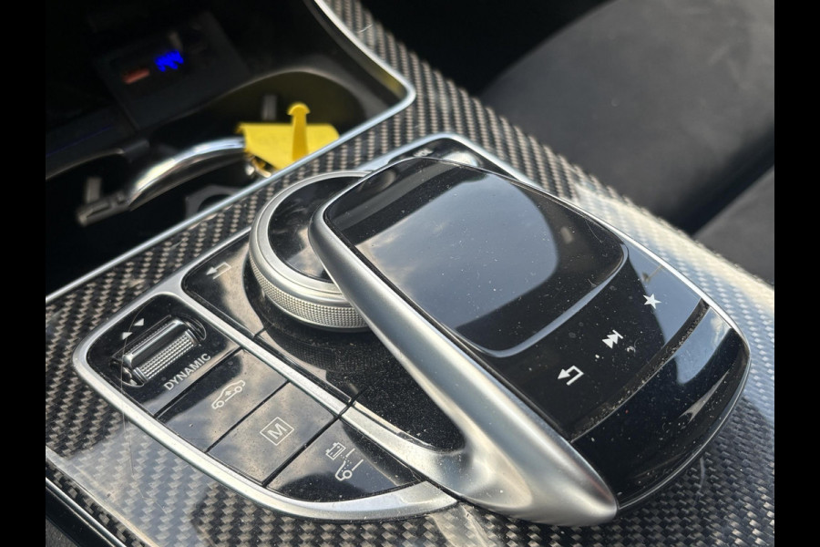 Mercedes-Benz GLC 350e 4MATIC Premium Plus | AMG Pakket | Trekhaak | Panoramadak | Elek. Verstelbare Stoelen | Luchtvering |