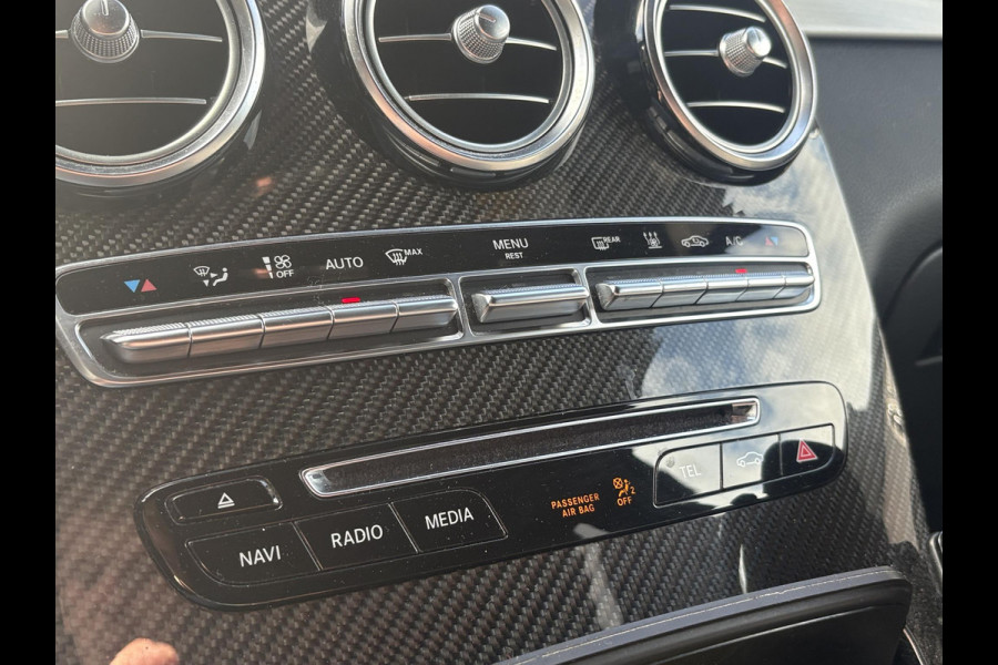 Mercedes-Benz GLC 350e 4MATIC Premium Plus | AMG Pakket | Trekhaak | Panoramadak | Elek. Verstelbare Stoelen | Luchtvering |