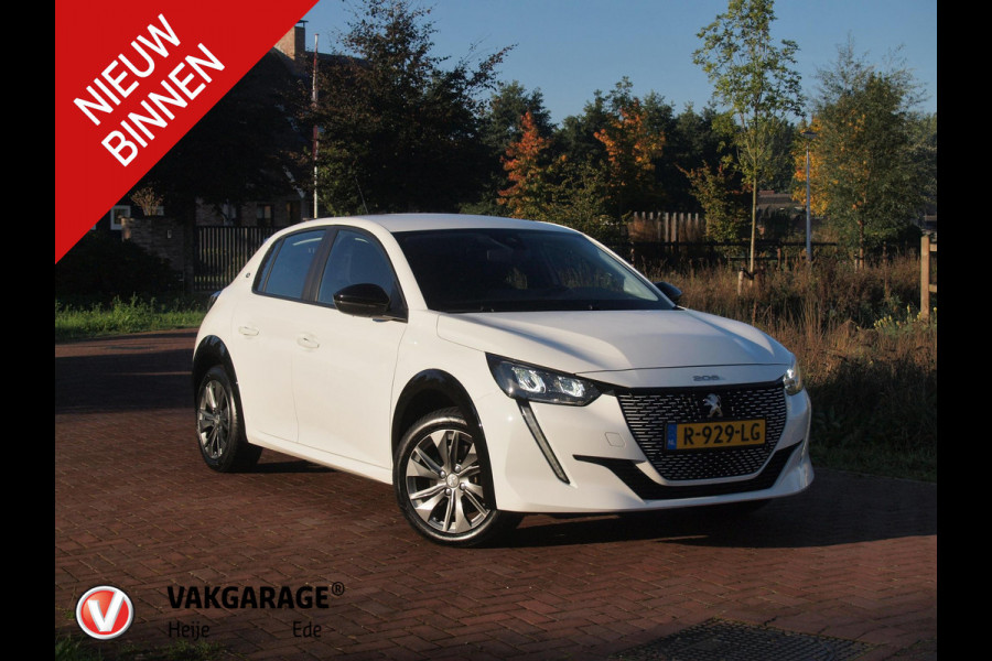 Peugeot e-208 EV Pack 50 kWh | Apple Carplay | Parkeersensoren | Navi | Cruise Control | NL-Auto |