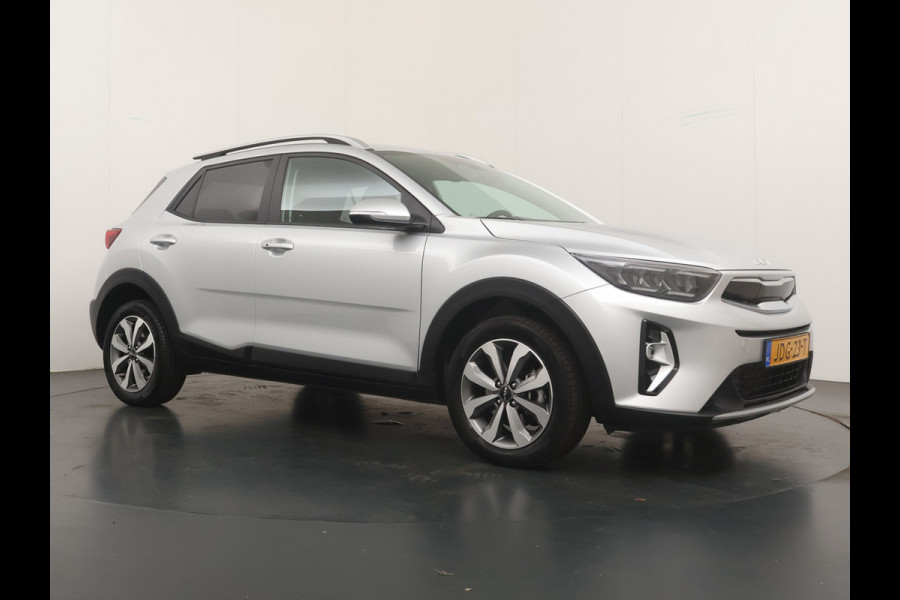 Kia Stonic 1.0 T-GDi MHEV DynamicPlusLine - Camera - Stoel/stuurverarming - AppleCarplay - Android Auto - Fabrieksgarantie tot 09-2032