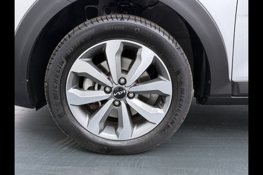 Kia Stonic 1.0 T-GDi MHEV DynamicPlusLine - Camera - Stoel/stuurverarming - AppleCarplay - Android Auto - Fabrieksgarantie tot 09-2032