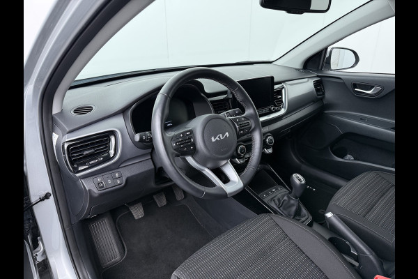 Kia Stonic 1.0 T-GDi MHEV DynamicPlusLine - Camera - Stoel/stuurverarming - AppleCarplay - Android Auto - Fabrieksgarantie tot 09-2032