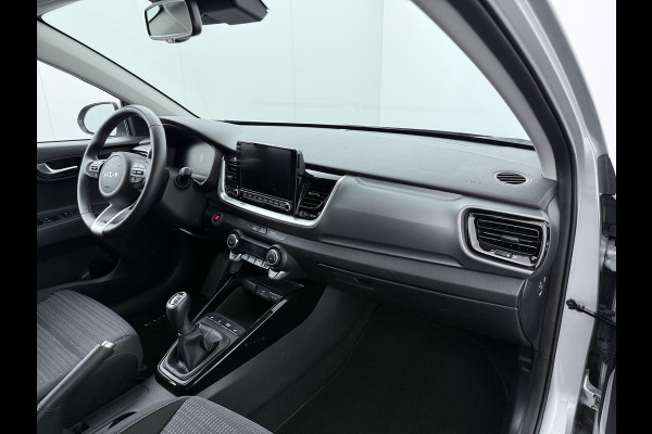 Kia Stonic 1.0 T-GDi MHEV DynamicPlusLine - Camera - Stoel/stuurverarming - AppleCarplay - Android Auto - Fabrieksgarantie tot 09-2032
