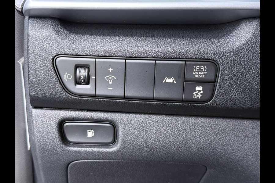 Kia Niro 1.6 GDi Hybrid DynamicLine - Adaptive Cruise Control - Navigatie - Climate Control - Trekhaak - DAB - Fabrieksgarantie tot 01-2028
