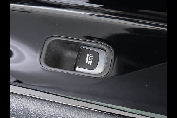 Kia Niro 1.6 GDi Hybrid DynamicLine - Adaptive Cruise Control - Navigatie - Climate Control - Trekhaak - DAB - Fabrieksgarantie tot 01-2028
