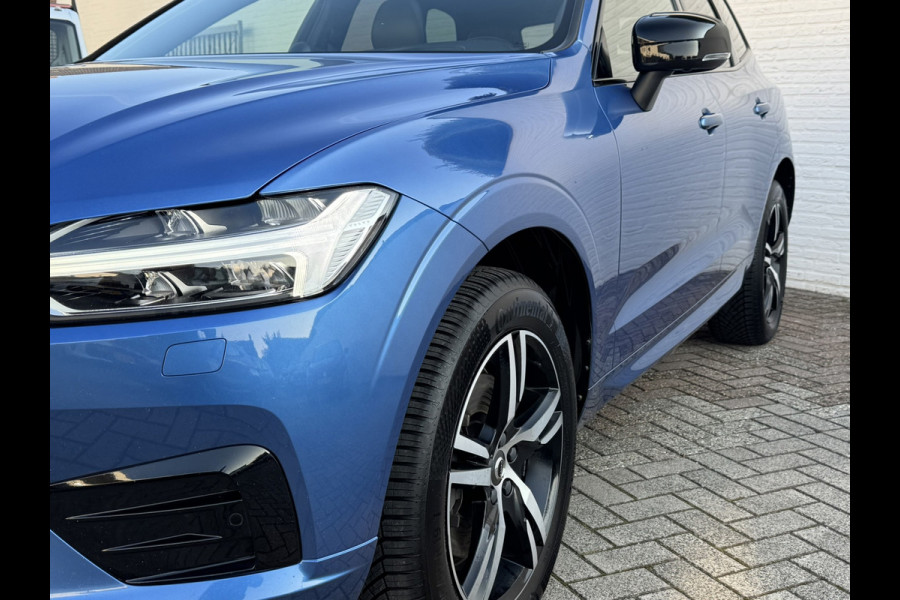 Volvo XC60 2.0 B4 Business R -Line Pro Panodak Volleder Adaptive Cruise Carplay Trekhaak Camera All-Seasonbanden Memory Stoelen