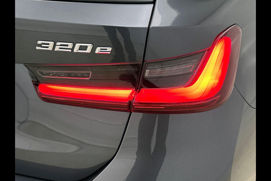 BMW 3 Serie Touring 320e High Executive PANO | STOF-LEER | EL-ACHTERKLEP