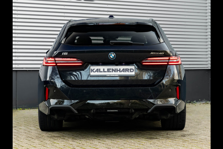 BMW i5 Touring xDrive40 M-Sport Pro - Full-Option - Adaptief M Onderstel Prof