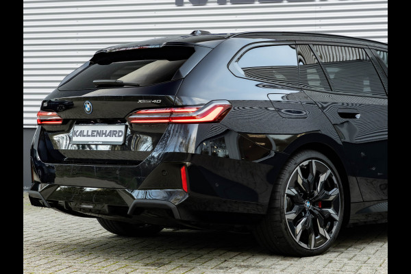 BMW i5 Touring xDrive40 M-Sport Pro - Full-Option - Adaptief M Onderstel Prof