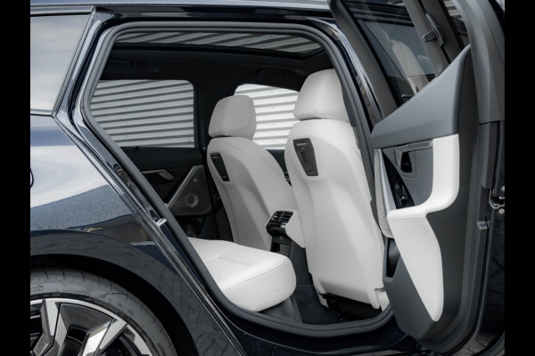 BMW i5 Touring xDrive40 M-Sport Pro - Full-Option - Adaptief M Onderstel Prof