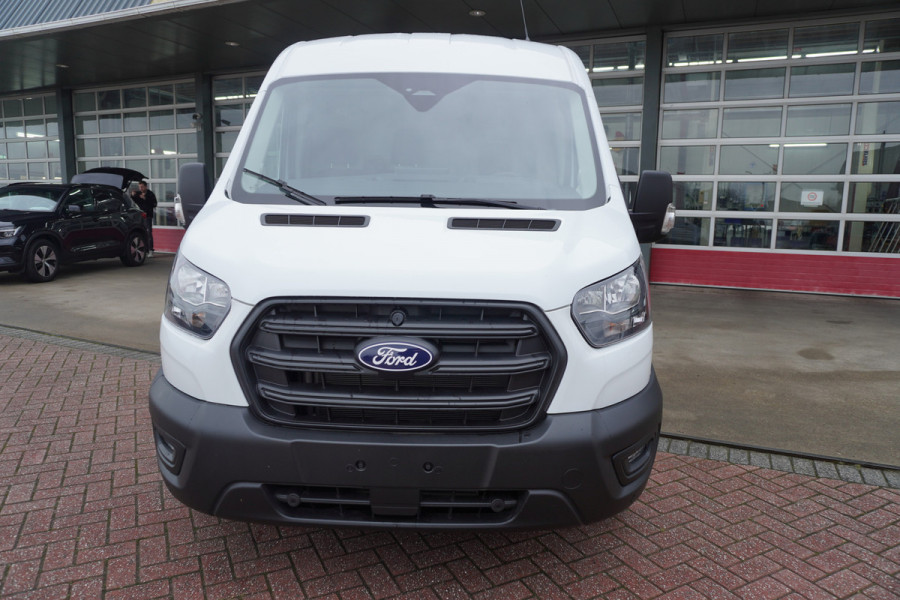 Ford Transit 350L 2.0 TDCI 130PK L3H2 Trend nr. V065 | Airco | Cruise | Trekhaak | Apple cp-Android auto