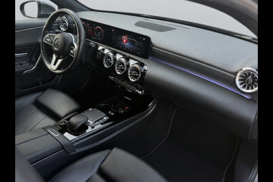 Mercedes-Benz A-Klasse 250 e Business Solution Luxury Limited, lederen sportint. Sfeerverlichting, camera, 1 e eigenaar, NL auto