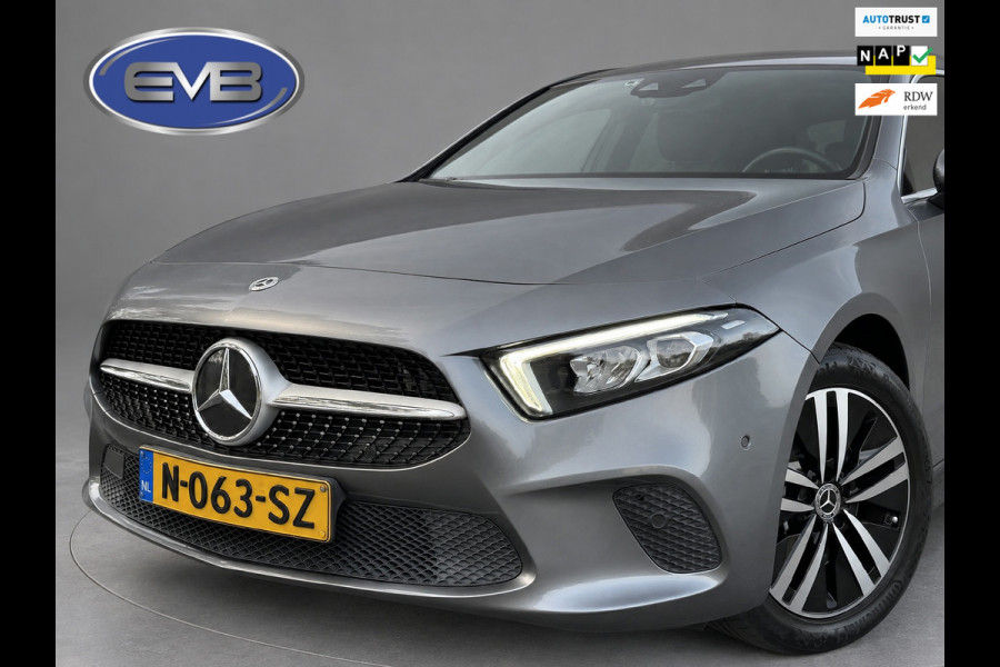 Mercedes-Benz A-Klasse 250 e Business Solution Luxury Limited, lederen sportint. Sfeerverlichting, camera, 1 e eigenaar, NL auto