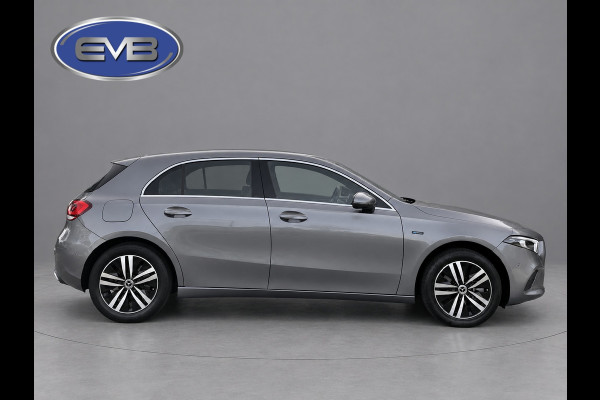Mercedes-Benz A-Klasse 250 e Business Solution Luxury Limited, lederen sportint. Sfeerverlichting, camera, 1 e eigenaar, NL auto