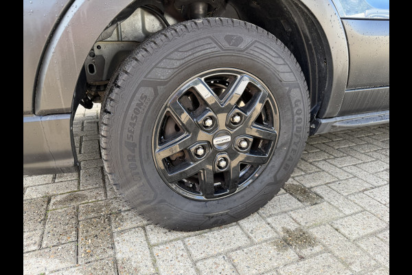 Ford Transit 350 2.0 TDCI 170pk L3H2 DC 5 persoons Trend / vaste prijs rijklaar € 25.950 ex btw / euro 6 / bpm vrij / lease vanaf € 424 / raptor grille / blauw metallic / trekhaak 2500 kg