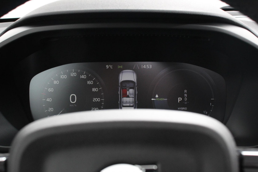 Volvo XC40 1.5 T5 Plug-in hybrid Ultimate Dark Electrische Glazen Panorama dak Navigatie Dab Led Adaptieve Cruise Control Camera Parkeer sensoren Lichtmetalen velgen